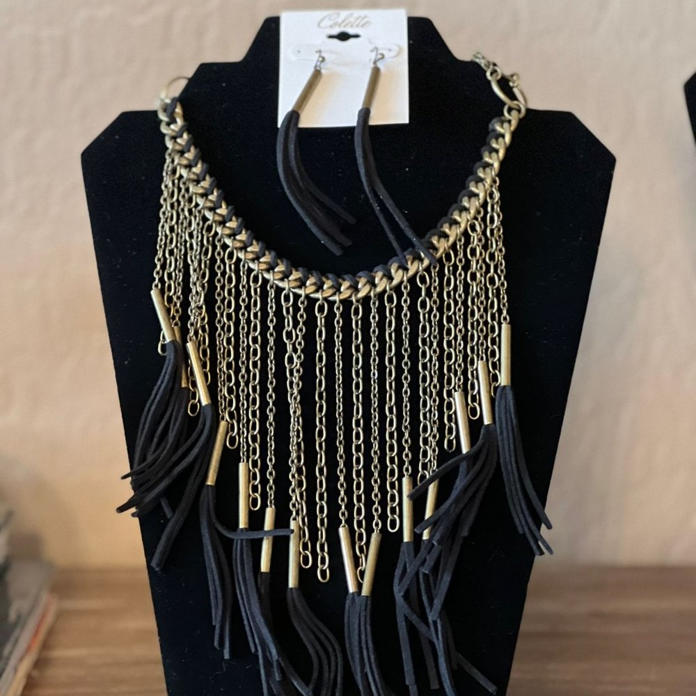 Necklace - Picture 2 of 2